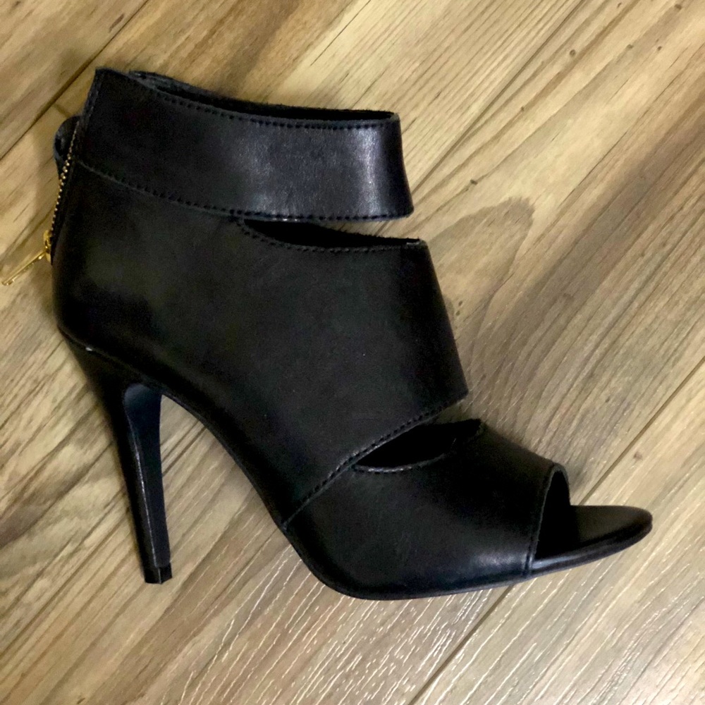 High heeled sandals